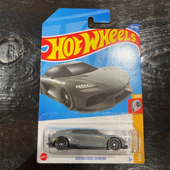 Brand New Hot Wheels Koenigsegg Gemera Orange/Gray Unopened - Picture 2 of 3